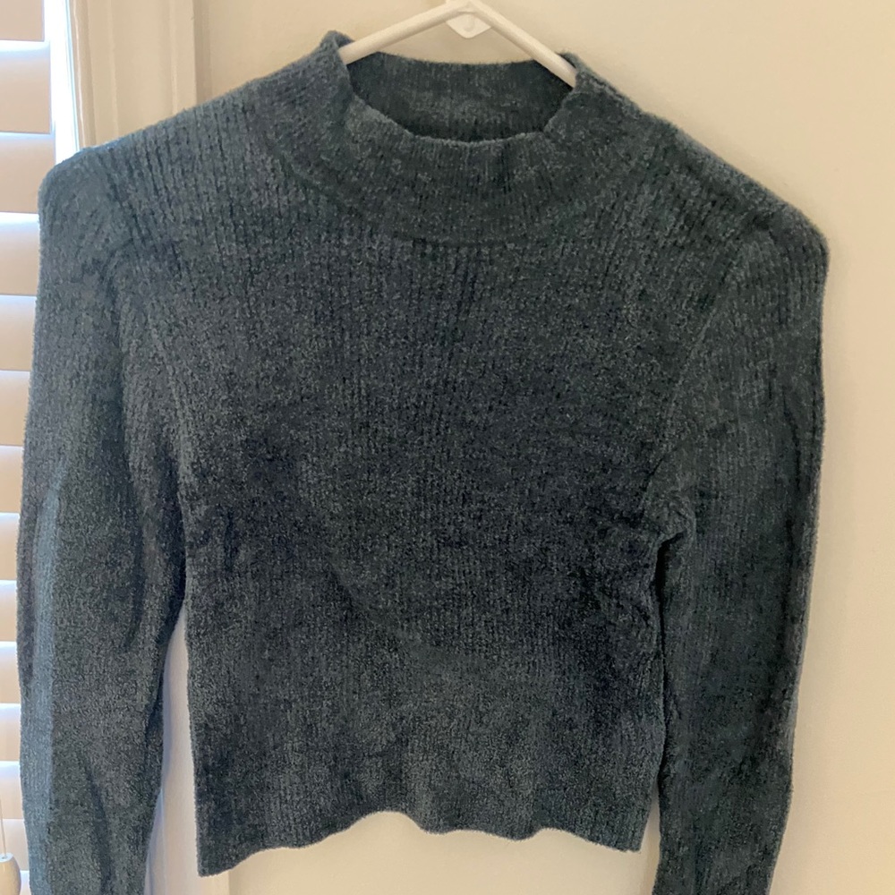 Cropped turtleneck - Picture 3 of 4